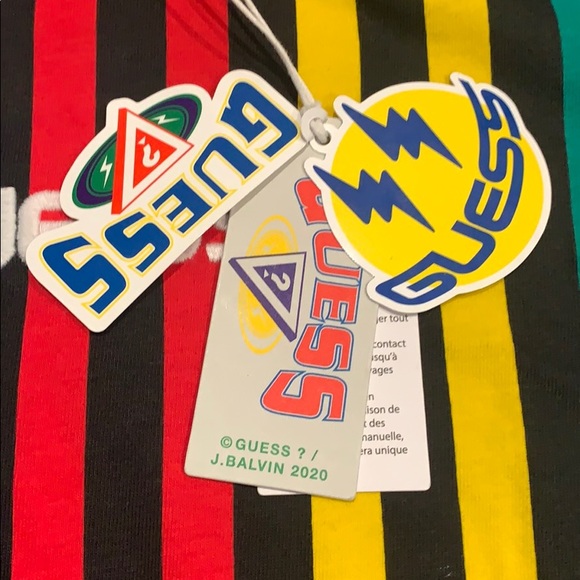 GUESS SHIRT - Picture 2 of 2